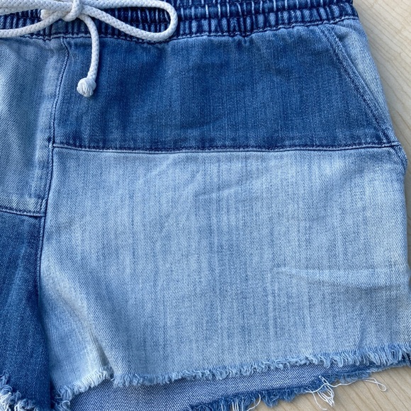 Aerie jean shorts - Picture 2 of 6